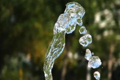 ​水是寒性还是热性?山泉水属于寒性(矿物质含量高)