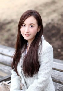 ​冴岛香织个人资料写真作品