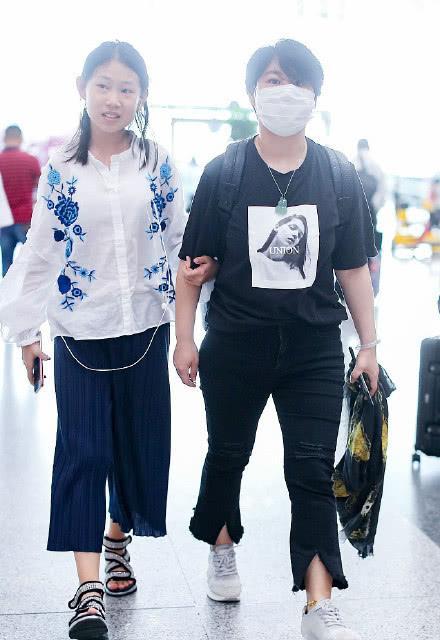 宋晓峰媳妇杨晓茹个人资料（宋晓峰妻子杨晓茹美照曝光）(37)