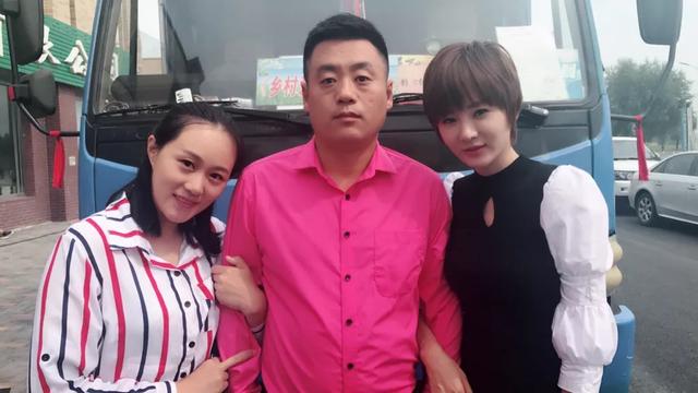 宋晓峰媳妇杨晓茹个人资料（宋晓峰妻子杨晓茹美照曝光）(22)