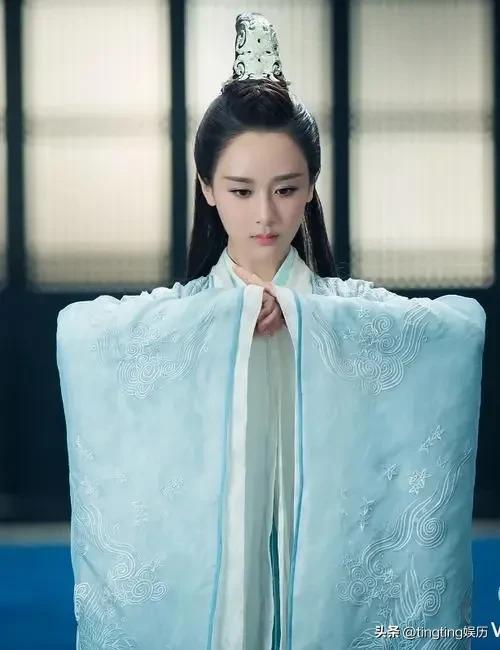 杨紫是从几岁开始当演员的（从童星蜕变成一线女明星的星路历程）(7)