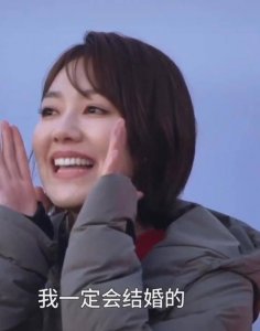 ​电视主持人曹可凡近况（与曹可凡传绯闻）
