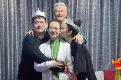 ​赵本山的前妻是谁？（赵本山与前妻离婚的原因）