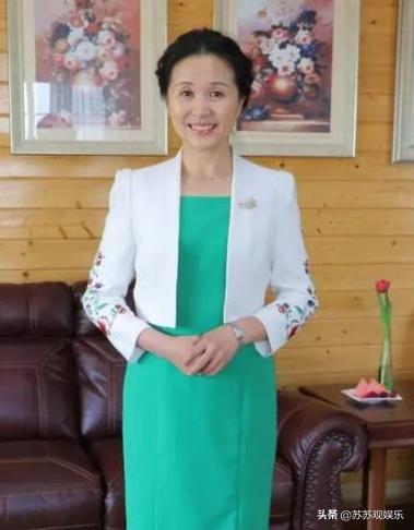 非诚勿扰黄菡退出原因（担任非诚勿扰6年嘉宾）(4)
