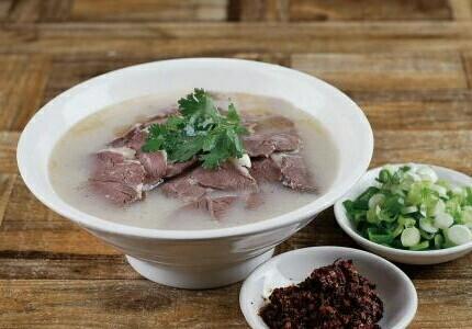 大厨煮羊肉汤的正确方法（厨师长亲手教你四款羊肉汤做法）(2)