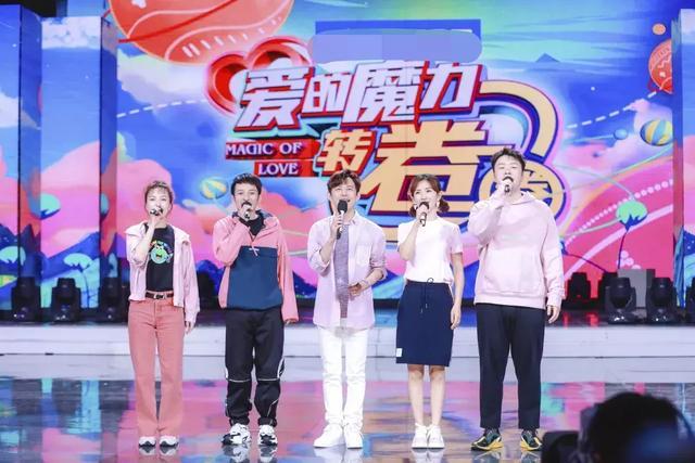 何炅一家四口全家福曝光 20年来拼命护着4兄妹(45)