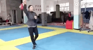 张含韵那些年遭遇的恶意事件（张含韵人气倒数第一）(37)