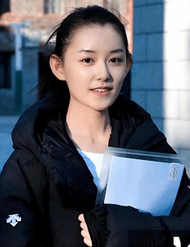 蒋依依吴磊最萌身高差（34遇人不淑）(68)