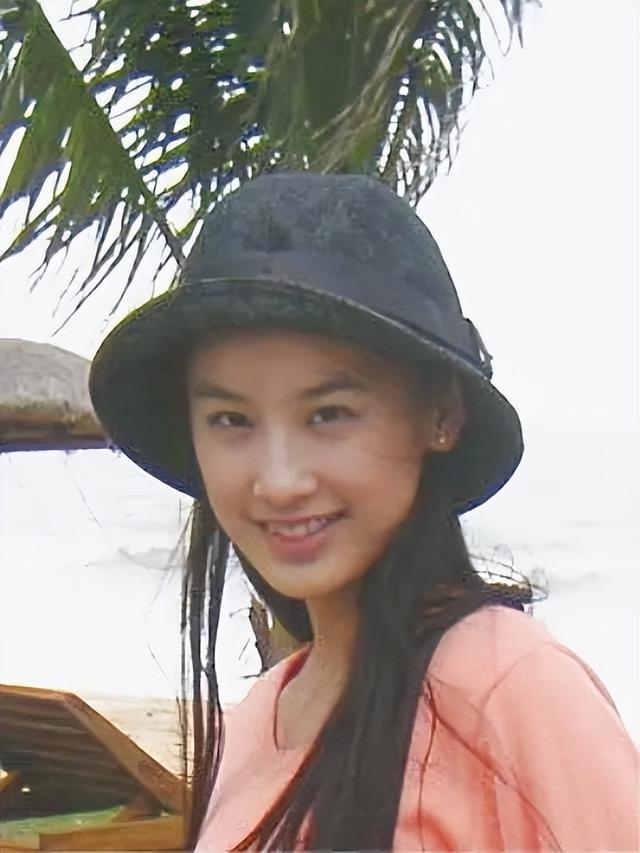 黄圣依周星驰官司谁赢了（周星驰捧红后嫁二婚杨子）(7)