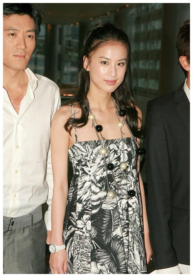 黄圣依周星驰官司谁赢了（周星驰捧红后嫁二婚杨子）(25)