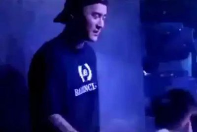 ​蒋劲夫前交叉（蒋劲夫是如何将一手好牌打的稀巴烂）