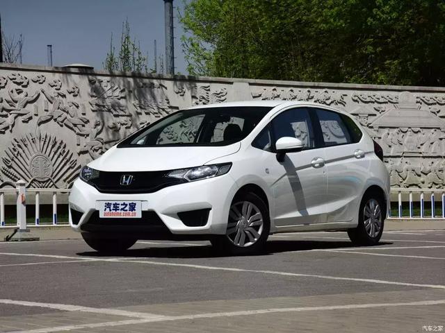 2022年15-20万左右买什么车好（这里5-20万的都有）(5)