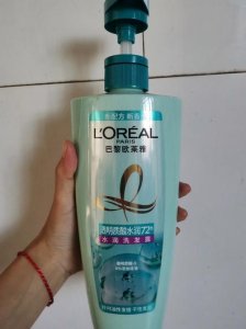​欧莱雅透明质酸水润洗发水测评（公认口碑极佳的4款洗发水）
