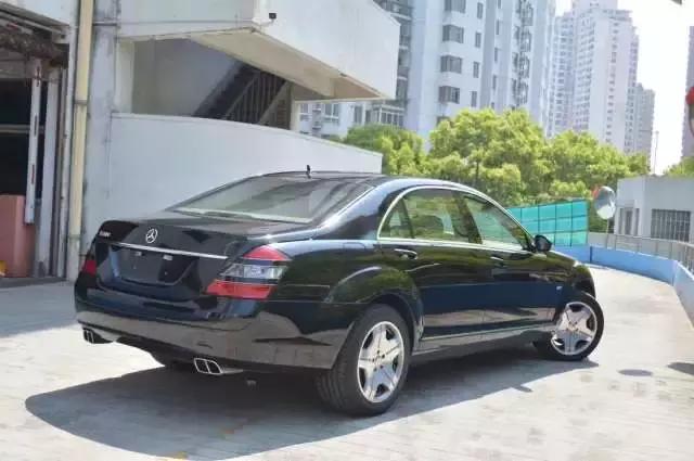 奔驰s600变化(经典永不落伍气势依然强大)(9)