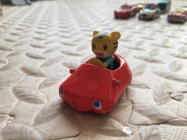 tomy多美卡迷你遥控车（男孩子必备玩具多美卡TOMY汽车）(6)