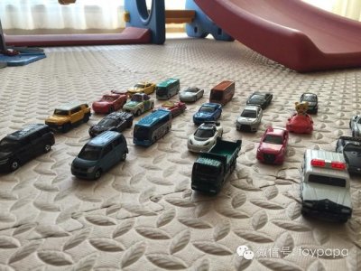 ​tomy多美卡迷你遥控车（男孩子必备玩具多美卡TOMY汽车）