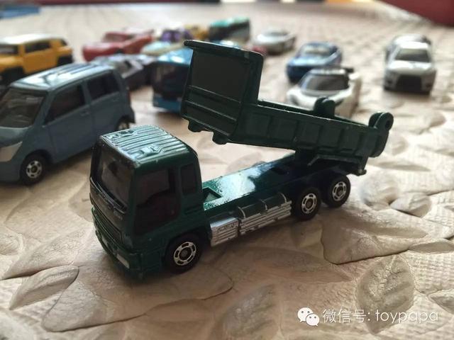 tomy多美卡迷你遥控车（男孩子必备玩具多美卡TOMY汽车）(9)