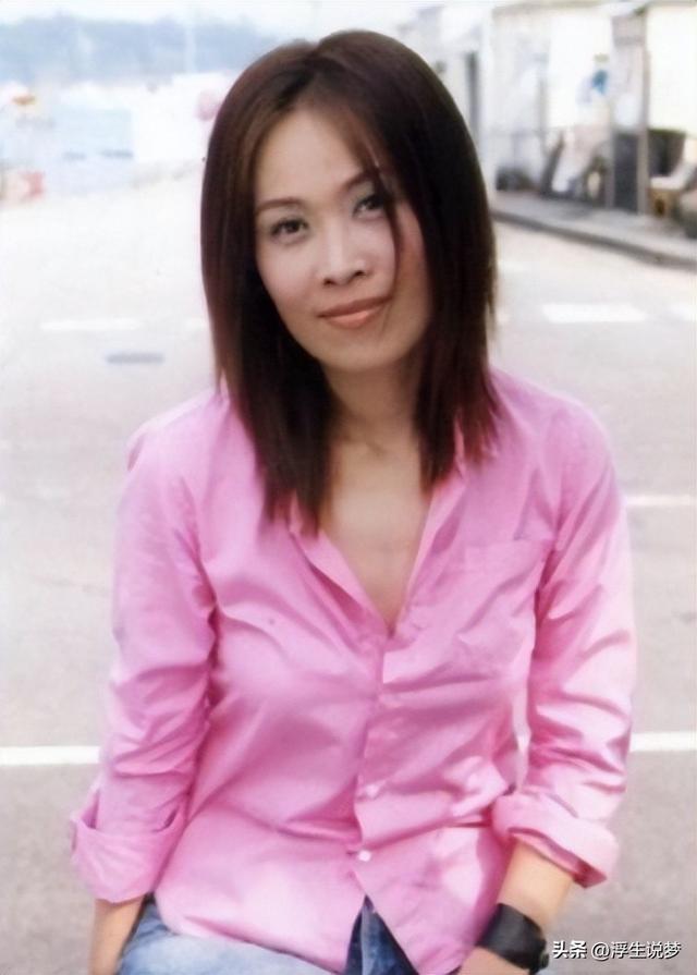 田震和那英的成绩比较（22年后再看那英田震各自的境遇）(21)