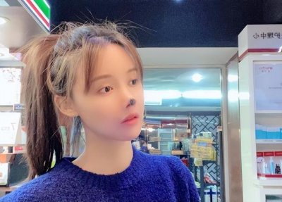 ​刘晓庆颜值巅峰之作一代妖后（刘晓庆拉皮多次耳粘脸）