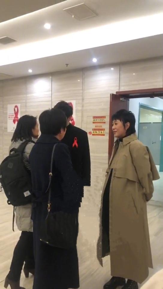 马丽公开恋情了吗（37岁马丽官宣怀孕）(1)