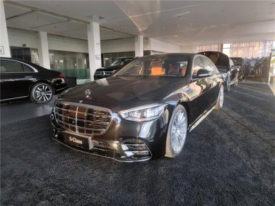 ​奔驰s500级2022款性能参数（22款奔驰S500L4MATIC9AT）
