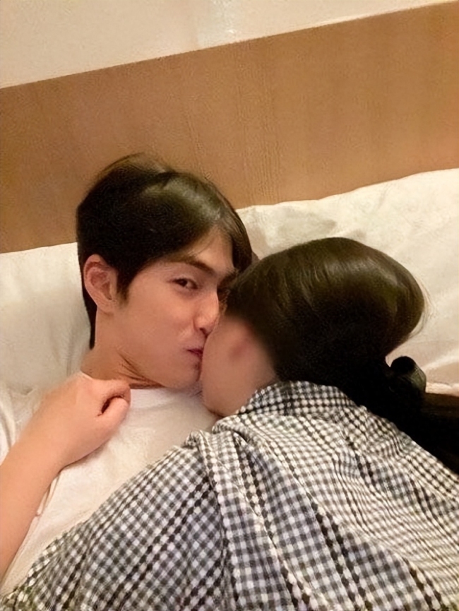 还没出道就塌房!韩国新男团成员与女生亲密照曝光