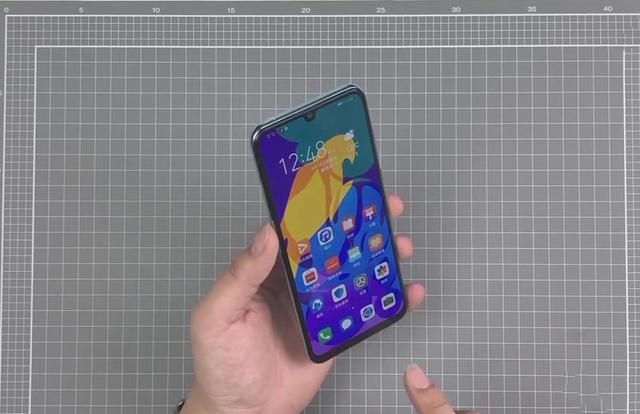 荣耀play4t pro简单操作使用（重度使用了一周的荣耀play4T）(2)