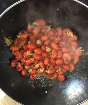 蒜香龙虾尾怎么做才好吃,虾尾怎样做好吃视频图27