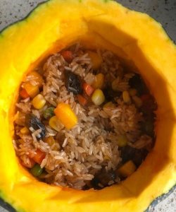 ​南瓜蒸饭用生米还是熟米，南瓜蒸米饭用生米还是熟米？