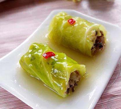 卷心菜怎么做好吃,包菜和圆白菜是同一个东西吗图1
