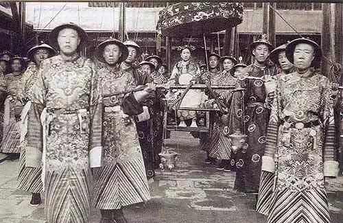 宫保鸡丁的由来，济南菜宫保鸡丁的来历是什么？图3