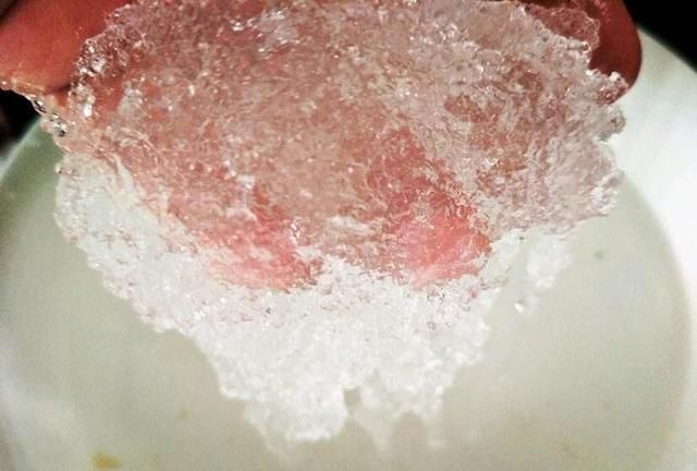 雪燕泡了两天还可以吃吗，雪燕泡在水里面为什么会变大？图3