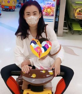 ​孙东海回应和张柏芝抢抚养权之事 两人曾多次同框