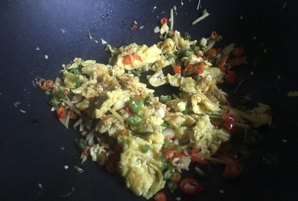 辣椒炒鸡蛋怎么炒,辣椒炒鸡蛋怎么做好吃图16