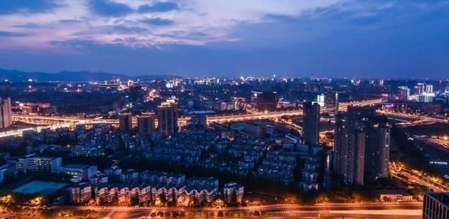 中国陆地面积最大的省份是哪一个，中国面积最大的省和面积最小的省是什么？图7