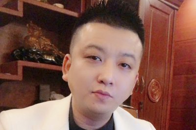 ​天津李四真实身份是什么，天津李四是富二代吗