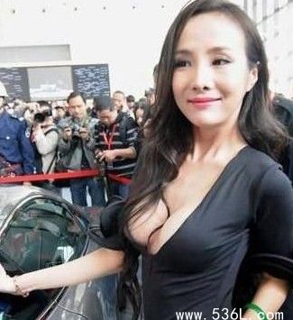 甘露露被打