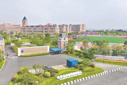 广州外语学校在哪个区(广州外语学校排名第几)-第2张图片-