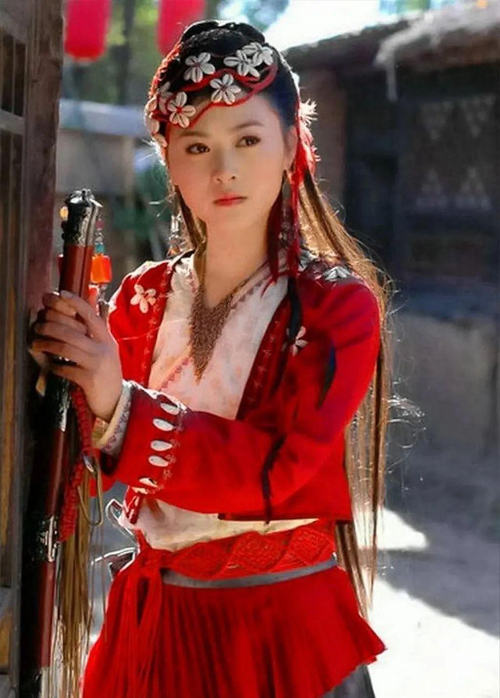 沈腾的妻子是谁(沈腾的妻子王琦:嫁给了妈妈看准的女婿,如今婚姻状况如何)