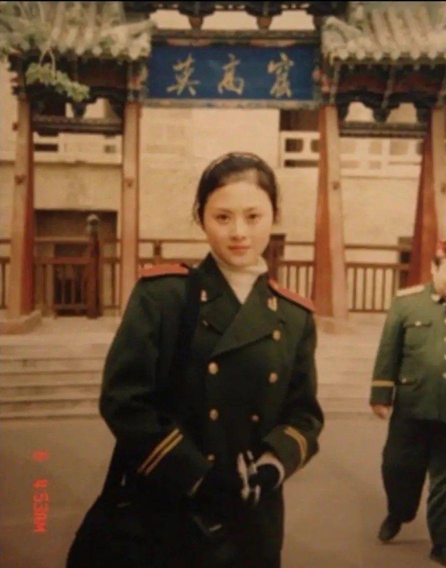 沈腾的妻子是谁(沈腾的妻子王琦:嫁给了妈妈看准的女婿,如今婚姻状况如何)