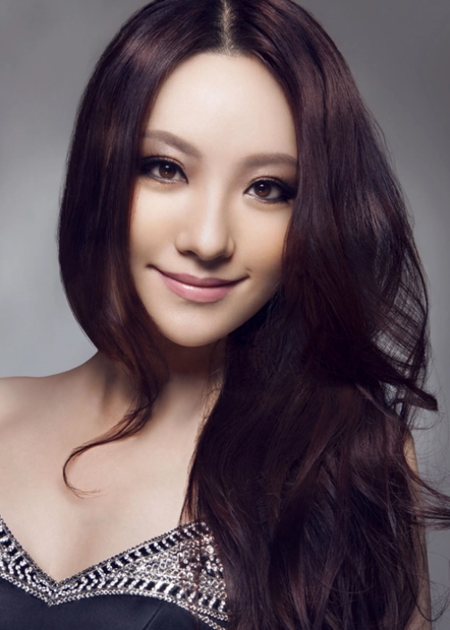 沈腾的妻子是谁(沈腾的妻子王琦:嫁给了妈妈看准的女婿,如今婚姻状况如何)