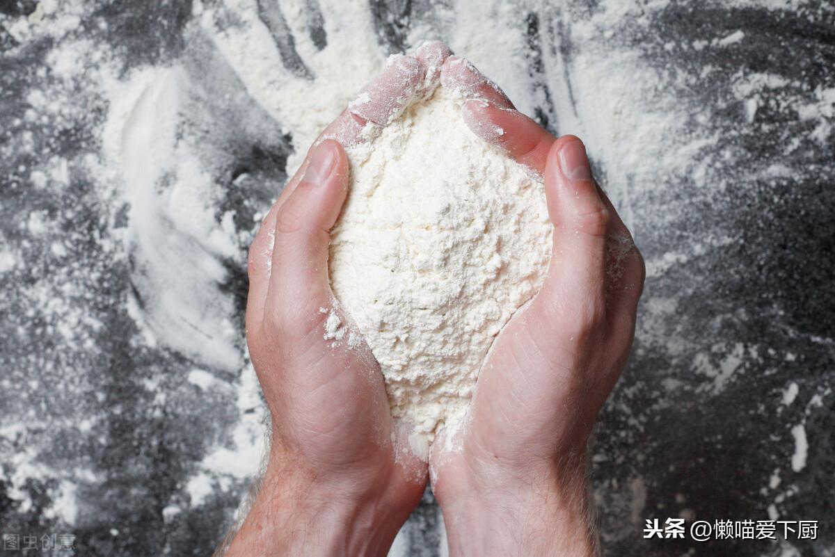 炸东西用淀粉和用面粉的区别（面粉可以代替淀粉用吗）