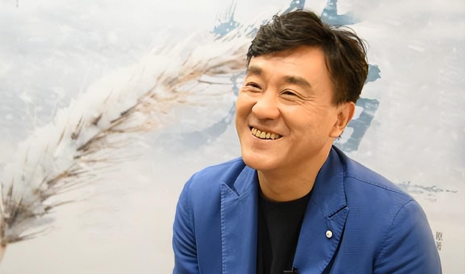 有妻万事足的著名演员何冰，婚后事业飙升，赚的钱全部上交给老婆