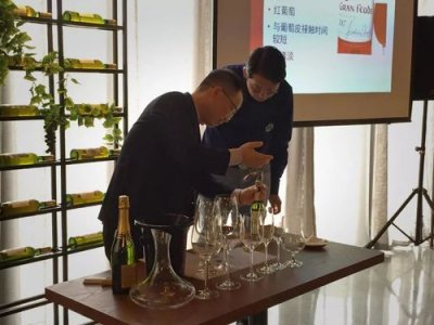 ​法国餐酒品牌，法国餐酒口感特点