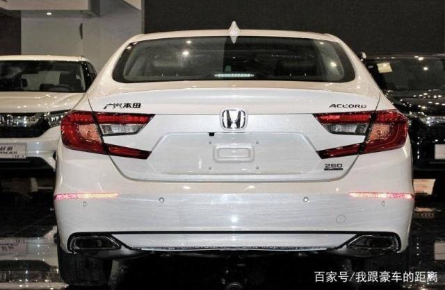 月薪过万买什么车合适？4款时尚中型车推荐-
