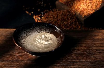 ​53度 水分子和酒分子