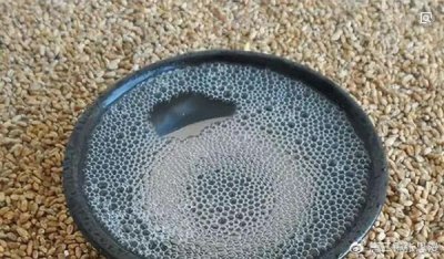 ​蒸馏出的白酒带甜味正常吗？蒸馏出的白酒带甜味吗