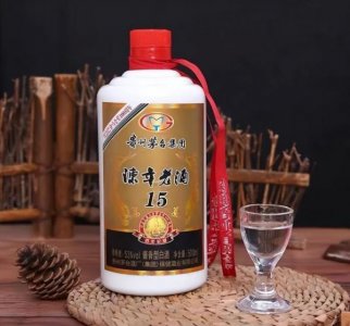 ​荣耀100酒多少钱一瓶(荣耀100全家福52度价格)