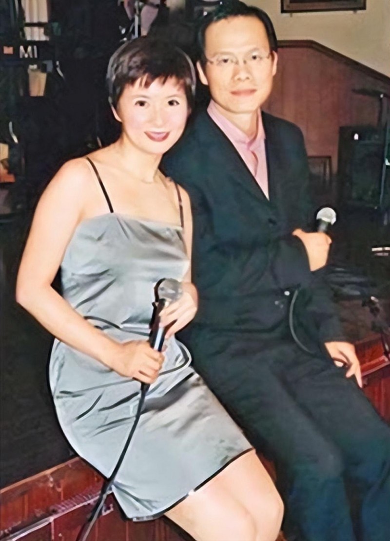 罗大佑老婆elaine（沧桑罗大佑从医生到音乐人）