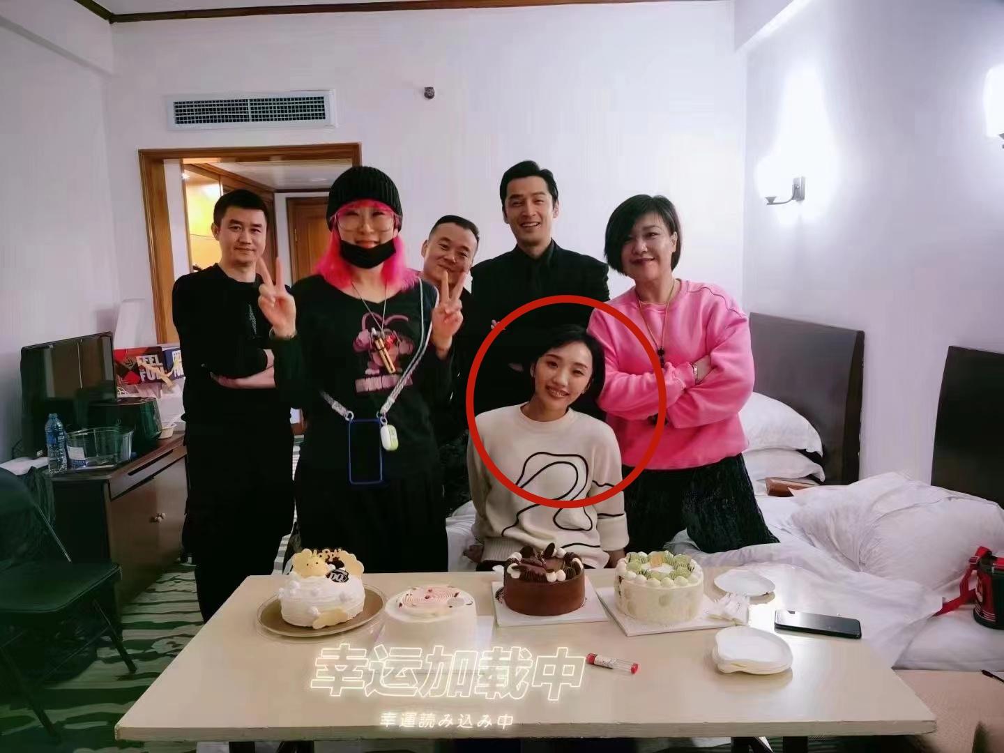 胡歌宣布结婚生女，妻子正面照曝光，唐嫣袁弘等好友送祝福